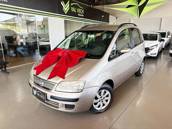 FIAT IDEA 1.4 MPI ELX 8V FLEX 4P MANUAL FIAT IDEA 1.4 MPI ELX 8V FLEX 4P MANUAL